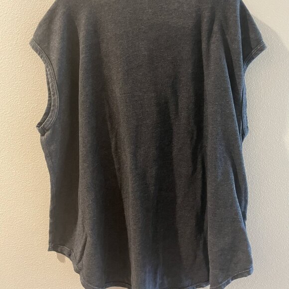 Volcom Tank - Picture 2 of 3